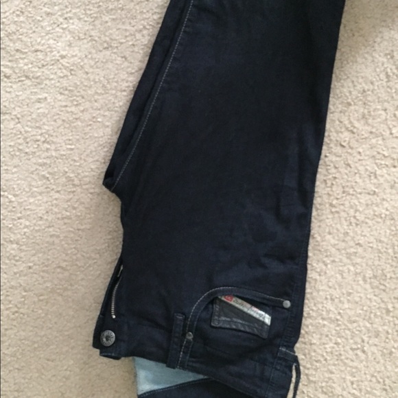 Jeans - Picture 1 of 4